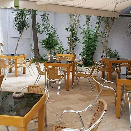 蒙特卡洛酒店 4* 阿拉尼亚