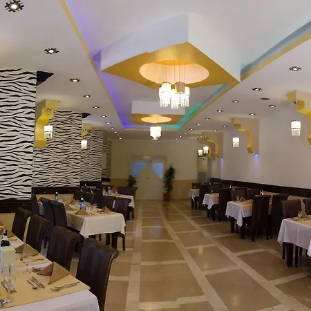 Monte Carlo Hotell 4*