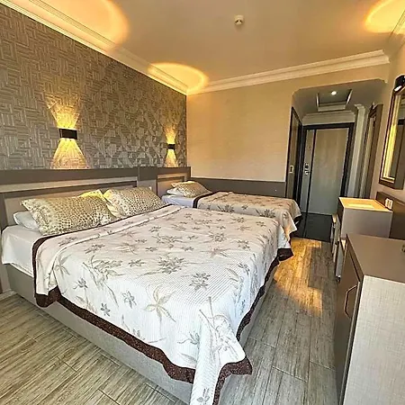 Monte Carlo 4*