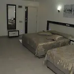 Monte Carlo 4*